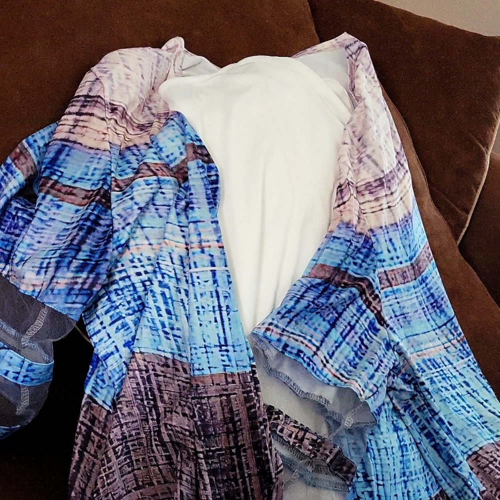 Multi-Color short sleeve shirt